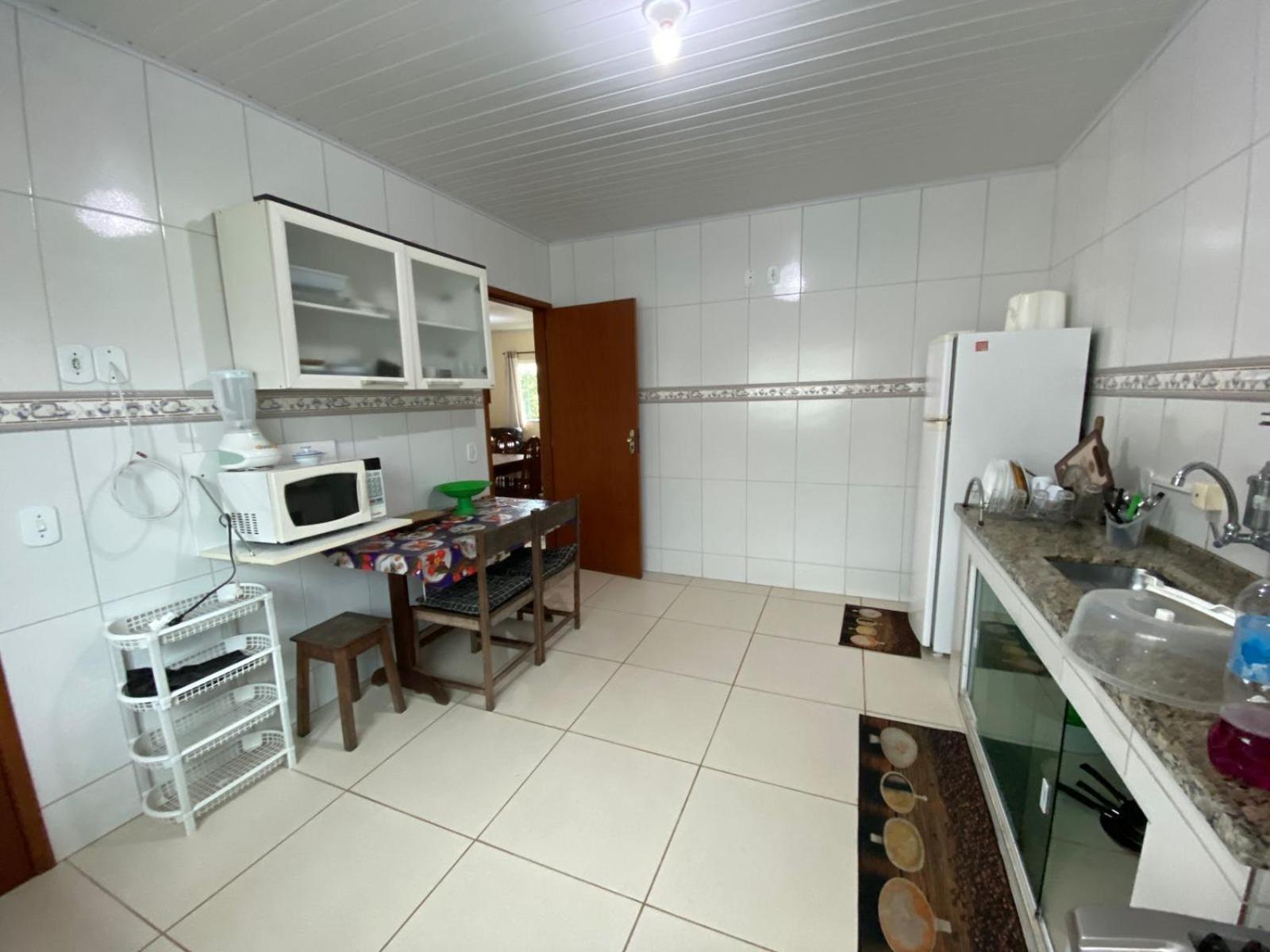 Lumiar Casa Solar Churrasqueira Com 3 Quartos Sendo Um Suite Arejada, Jardim A 700M Do Centro Bagian luar foto