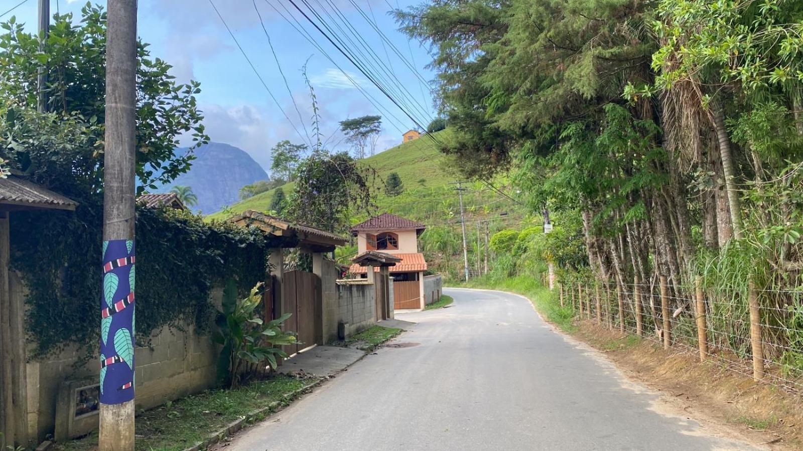 Lumiar Casa Solar Churrasqueira Com 3 Quartos Sendo Um Suite Arejada, Jardim A 700M Do Centro Bagian luar foto